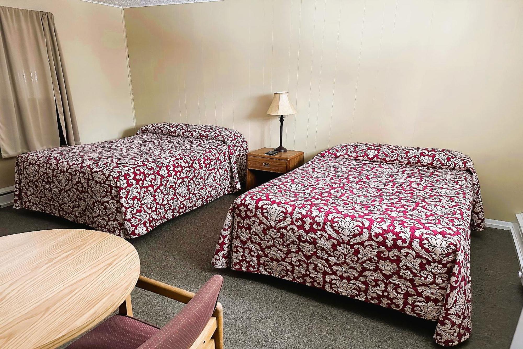 איירונווד Love Hotels Timberline By Oyo Lake Superior מראה חיצוני תמונה